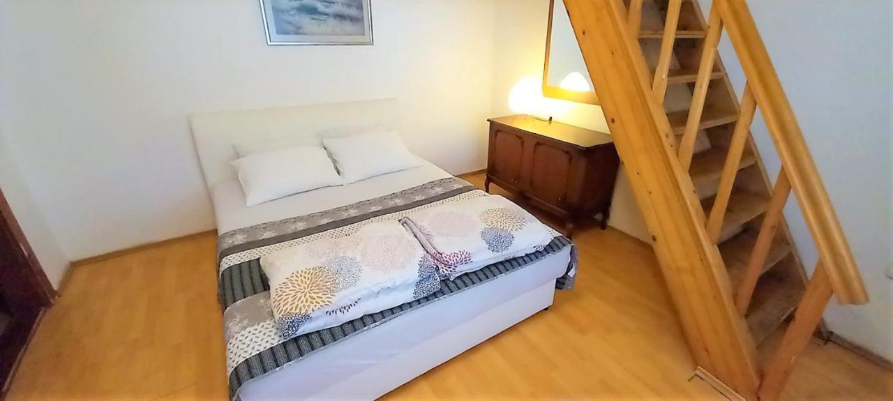 Apartment Tiger Lily モスタル エクステリア 写真