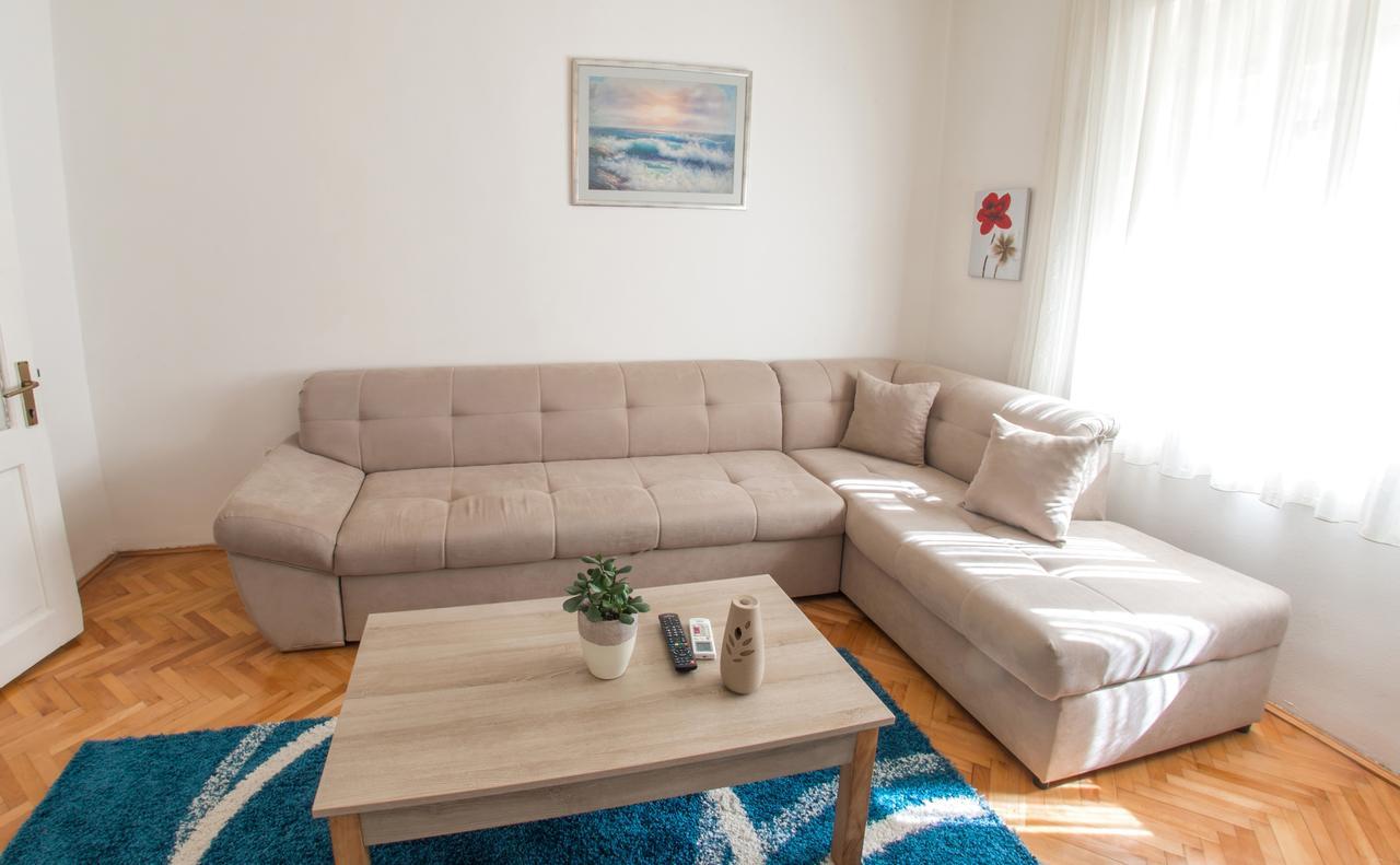 Apartment Tiger Lily モスタル エクステリア 写真